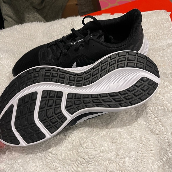 NWOB Men’s Nike Downshifter - Picture 3 of 7